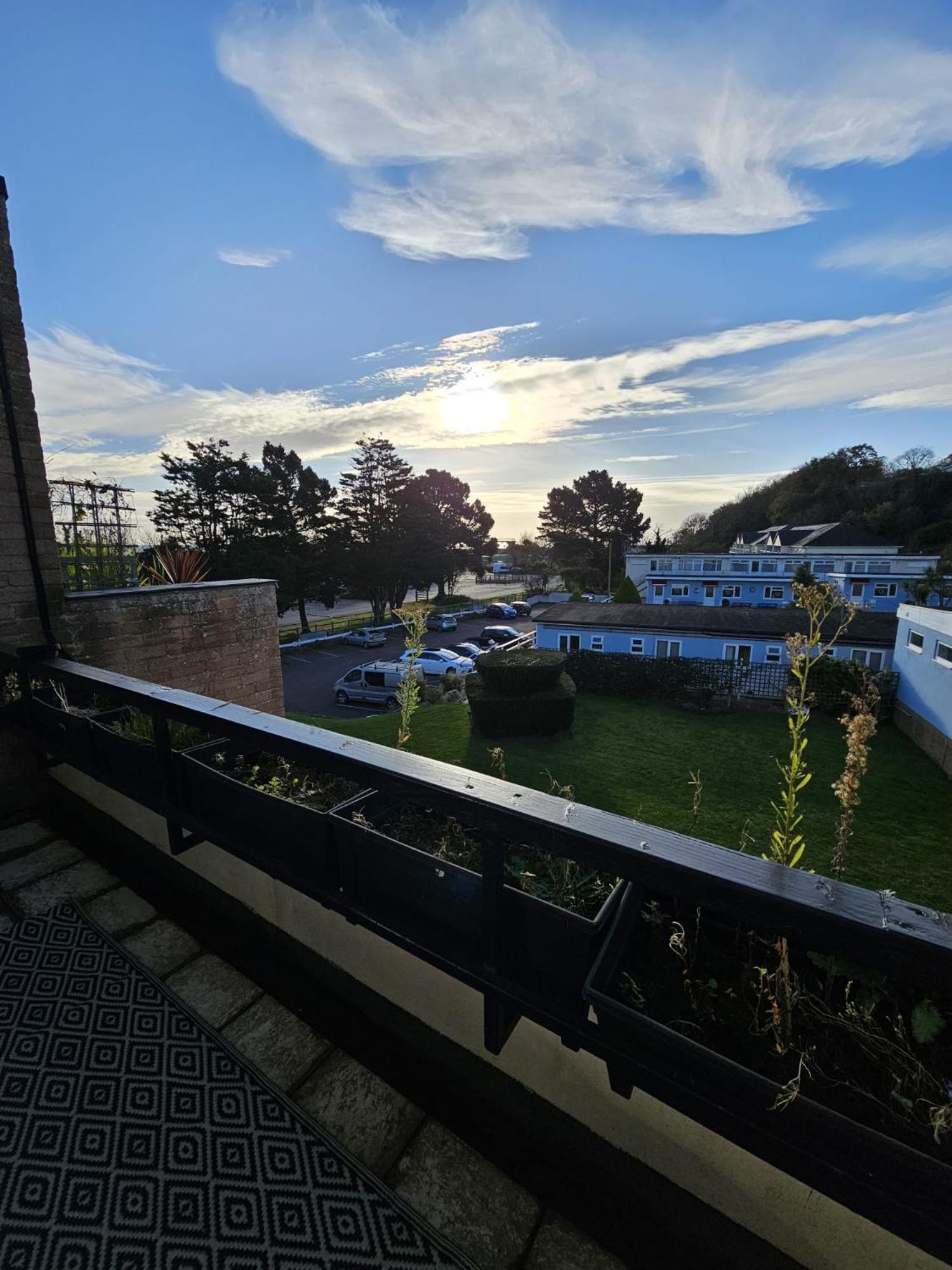 The Nautical Nook Lägenhet Dawlish Exteriör bild